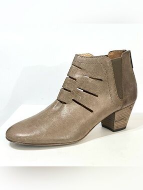 Aquatalia Mushroom Leather Freida Ankle Cutout Bootie Sz 9